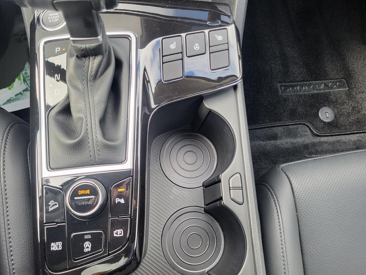Kia Sportage 2023 — photo 12