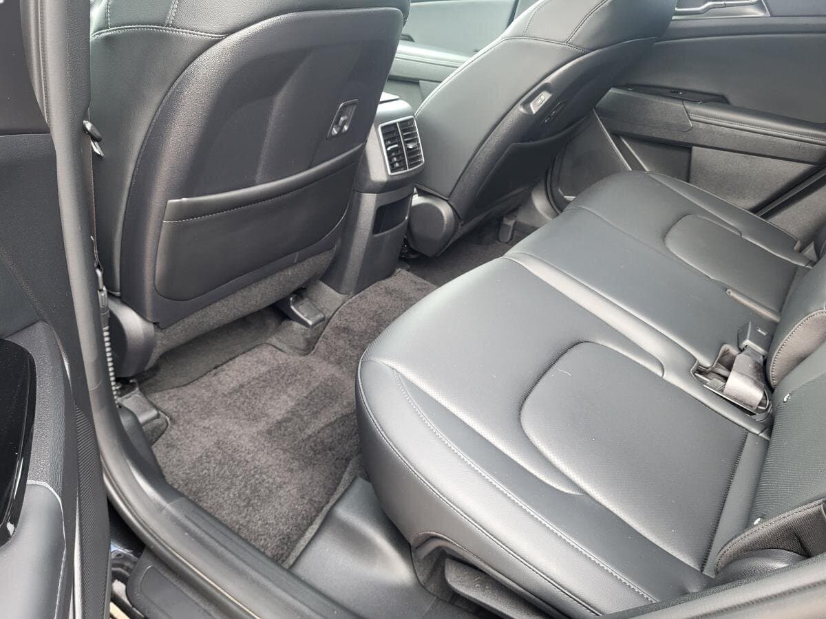 Kia Sportage 2023 — photo 15