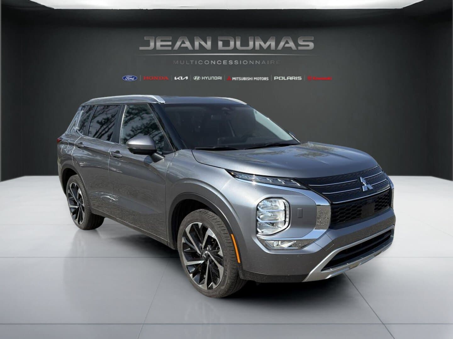 Mitsubishi Outlander 2024 — photo 3