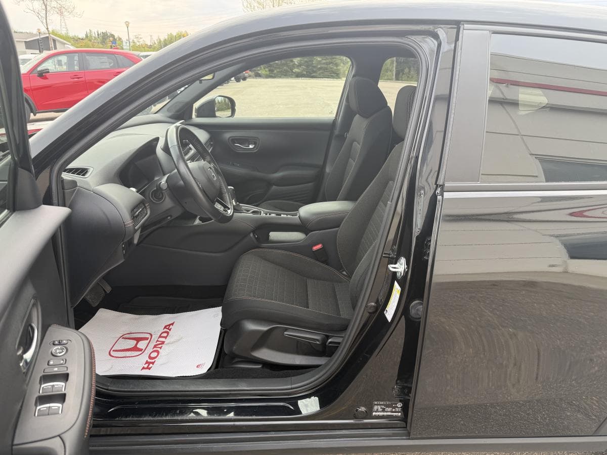 Honda HR-V 2023 — photo 17