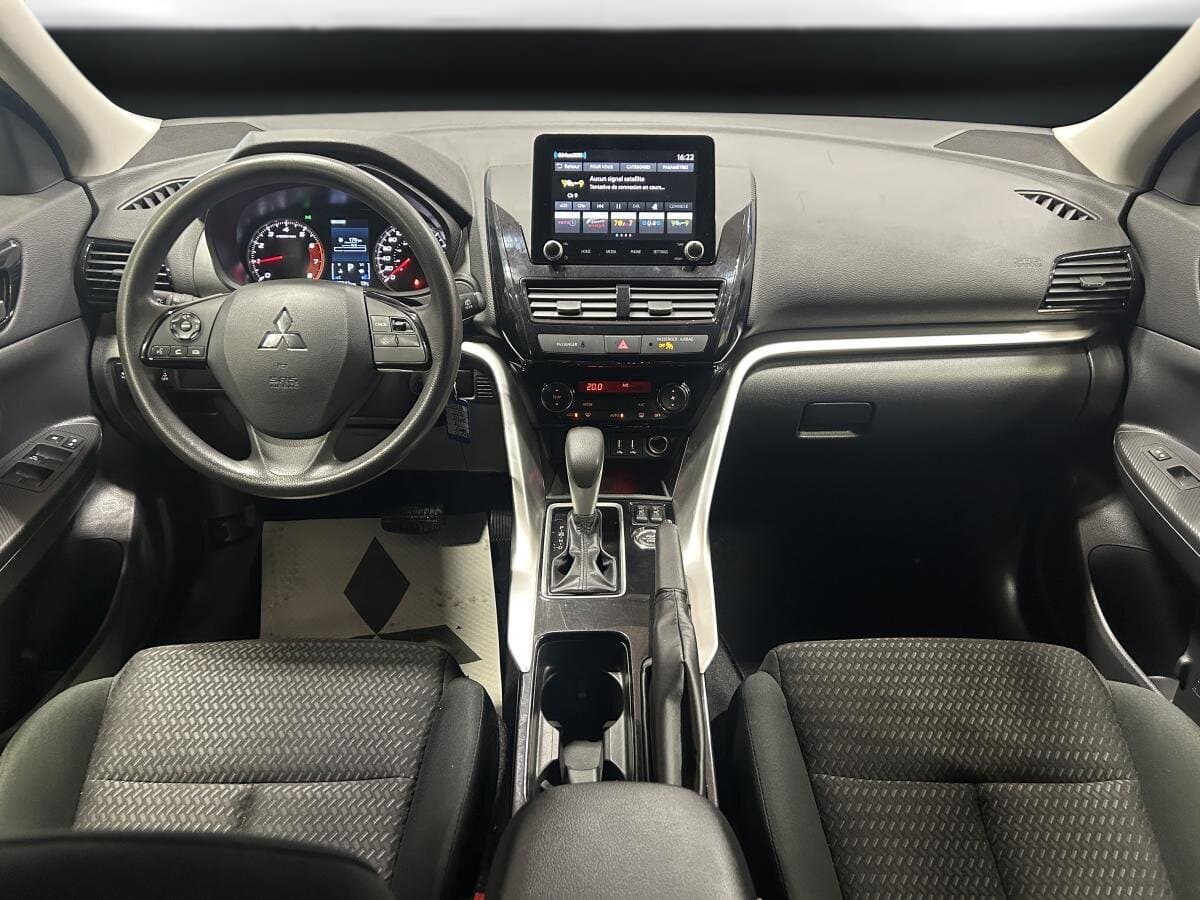 Mitsubishi Eclipse Cross 2023 — photo 19