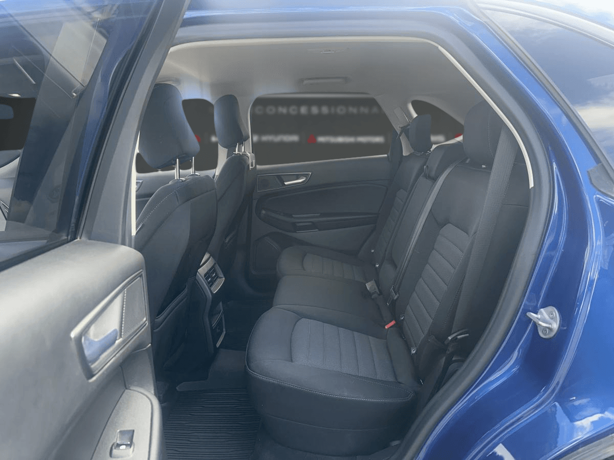 Ford Edge 2023 — photo 11