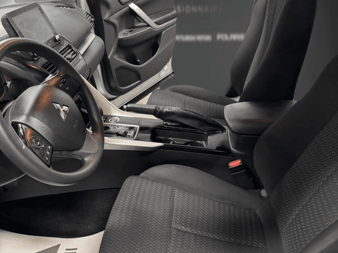 Mitsubishi Eclipse Cross 2024 — photo 8