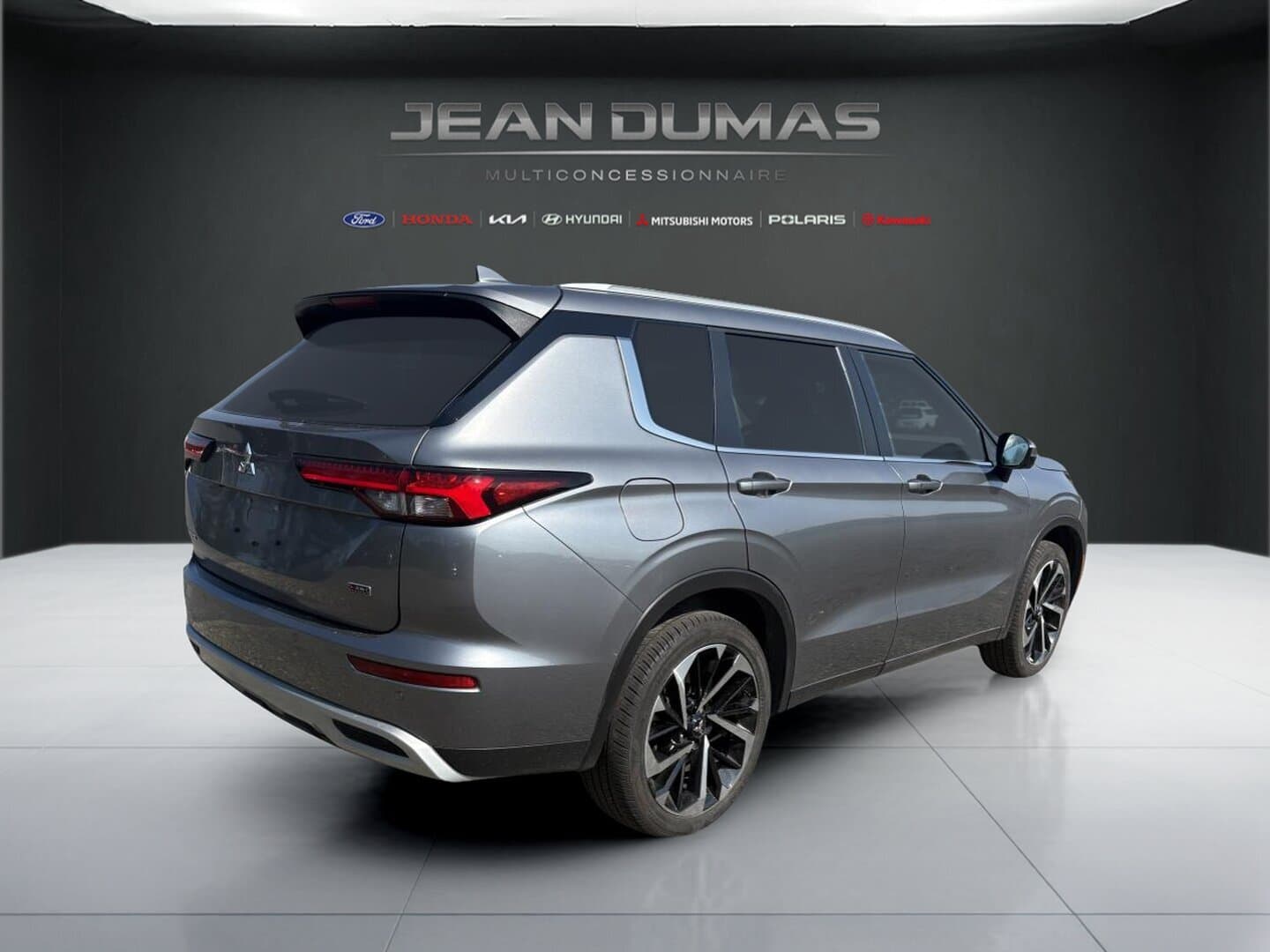 Mitsubishi Outlander 2024 — photo 5