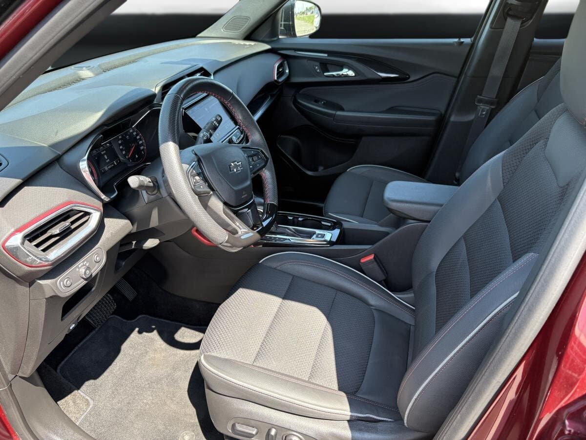 Chevrolet TrailBlazer 2023 — photo 12