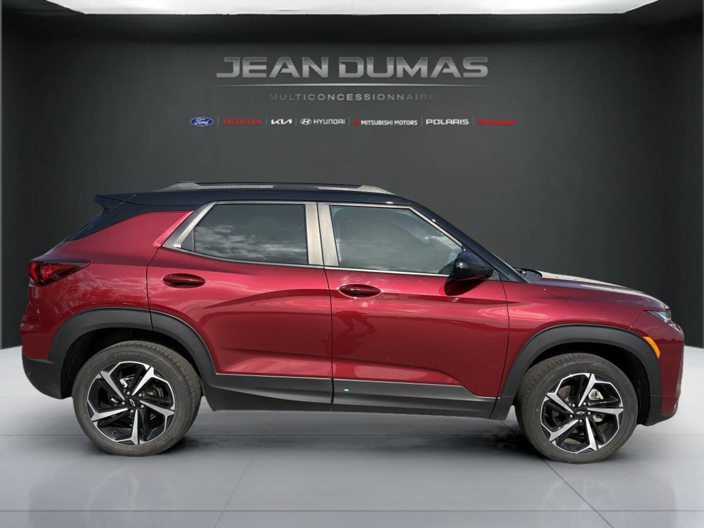 Chevrolet TrailBlazer 2023 — photo 2