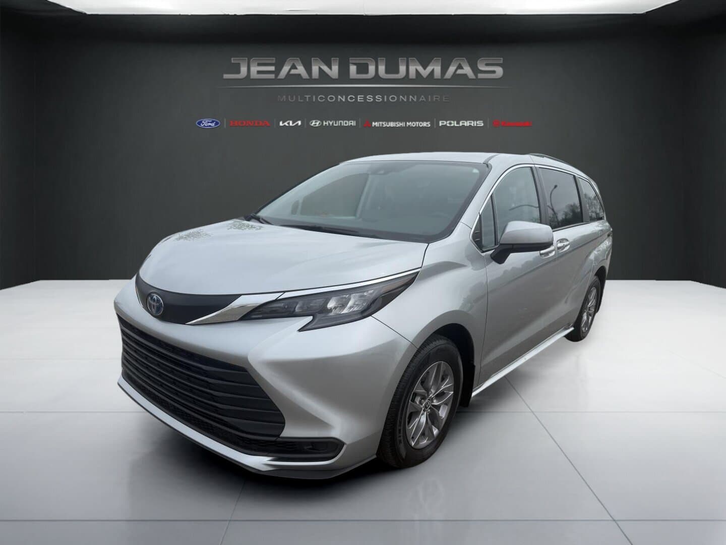 Toyota Sienna 2024 à vendre à Saint-Félicien