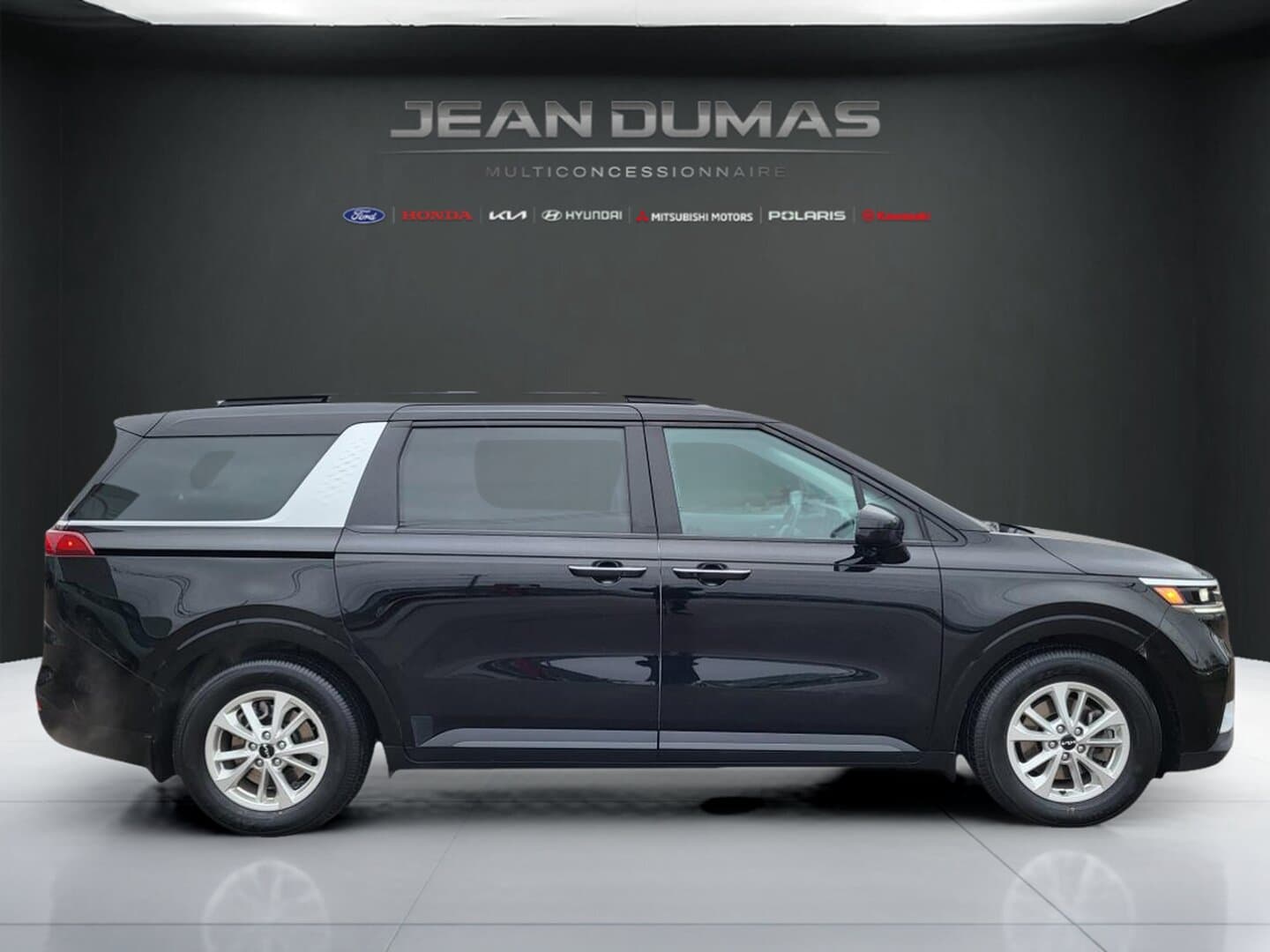 Kia Carnival 2023 — photo 4