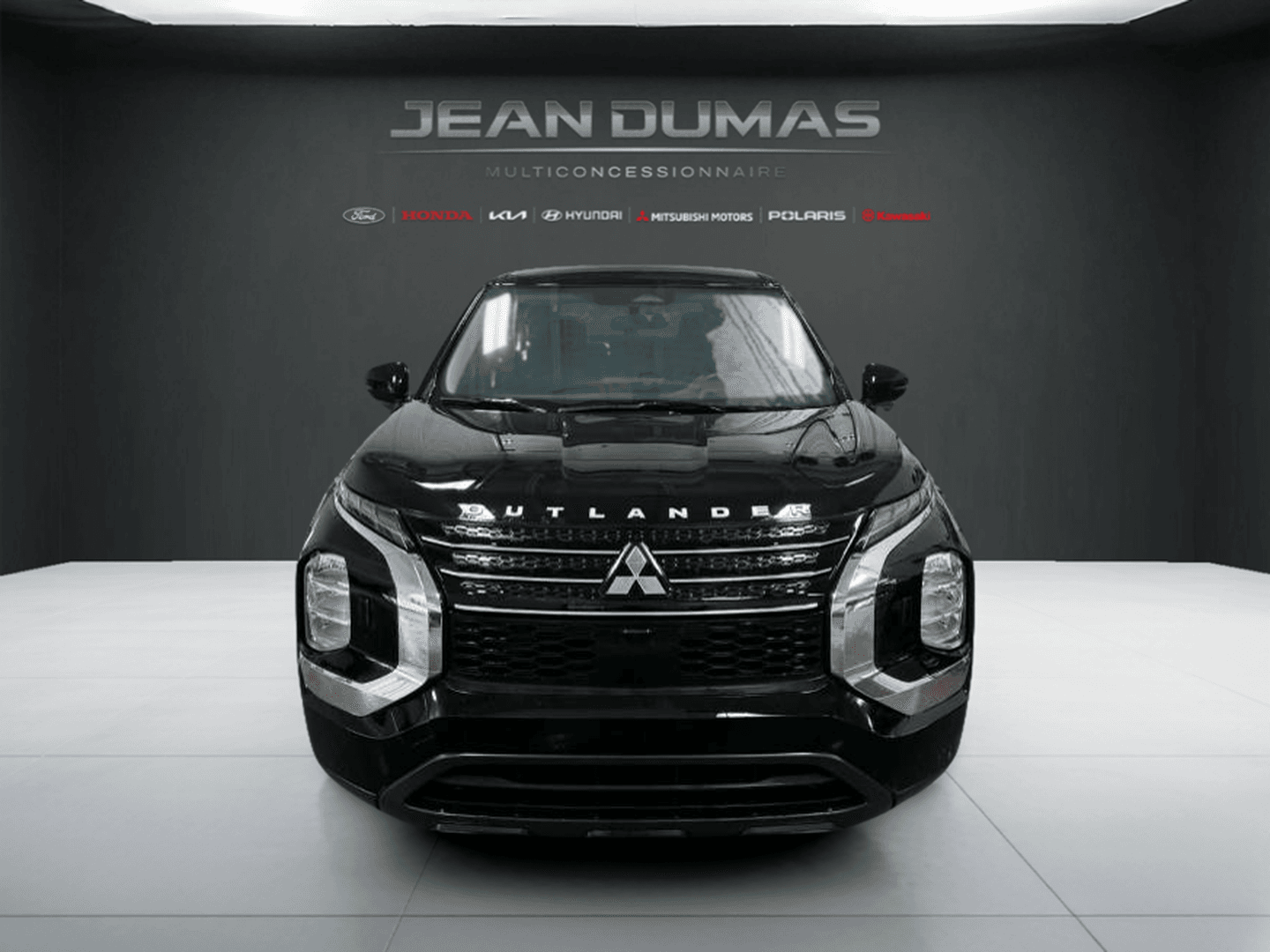 Mitsubishi Outlander 2023 — photo 2