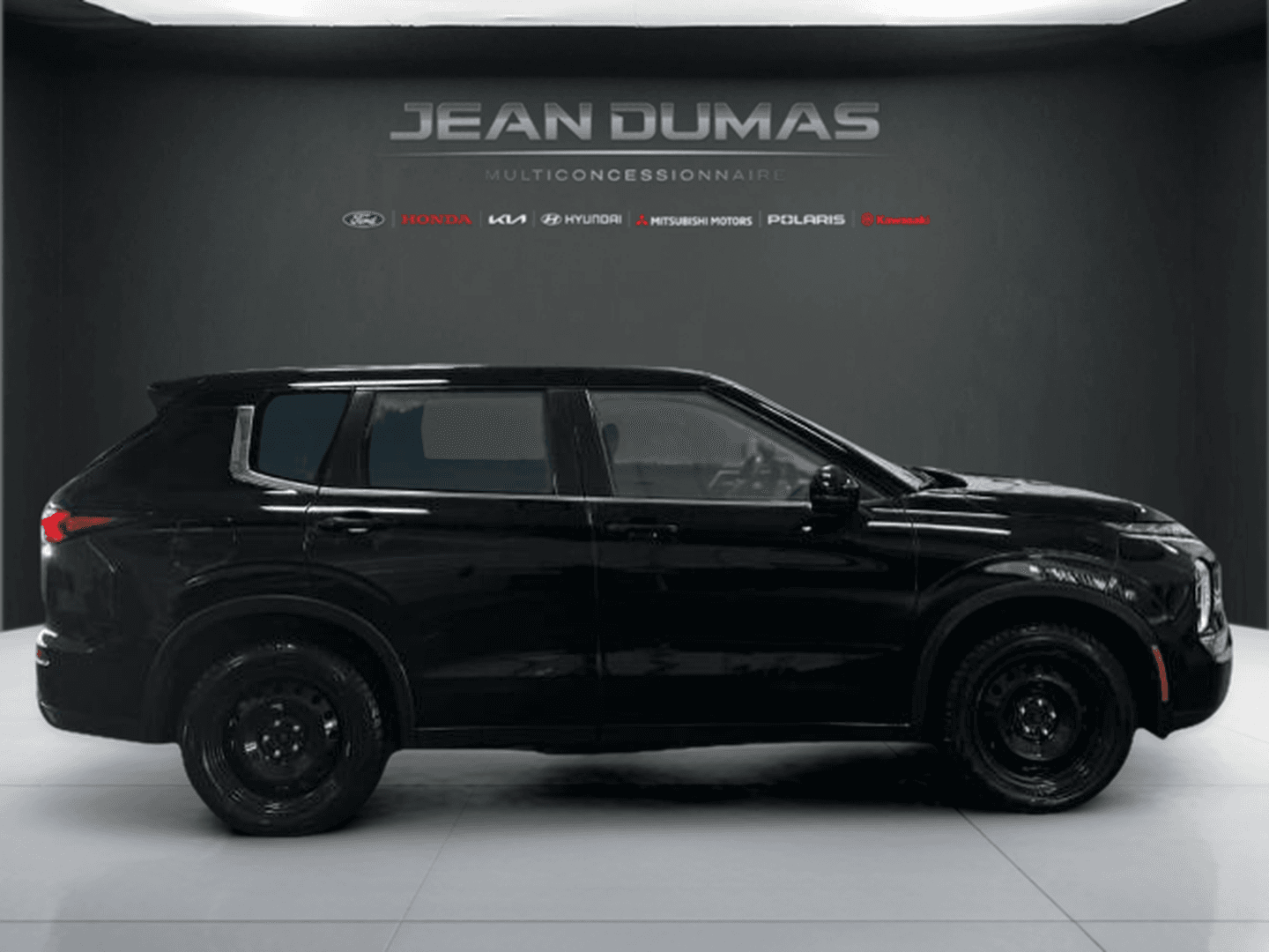 Mitsubishi Outlander 2023 — photo 4