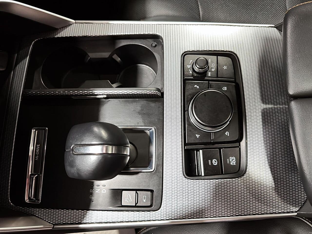 Mazda CX-90 2024 — photo 16