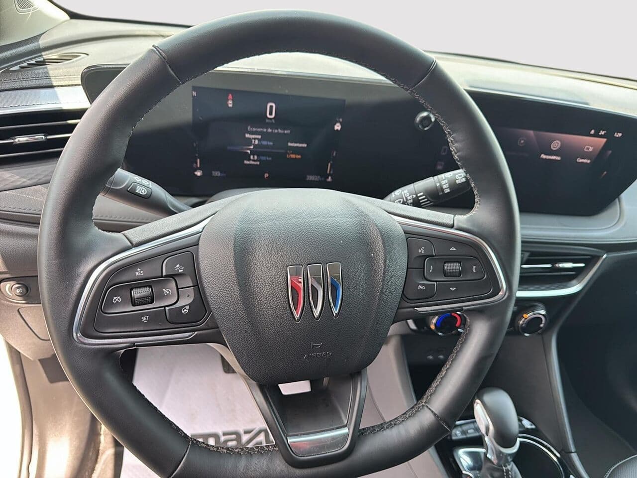 Buick Encore GX 2024 — photo 12