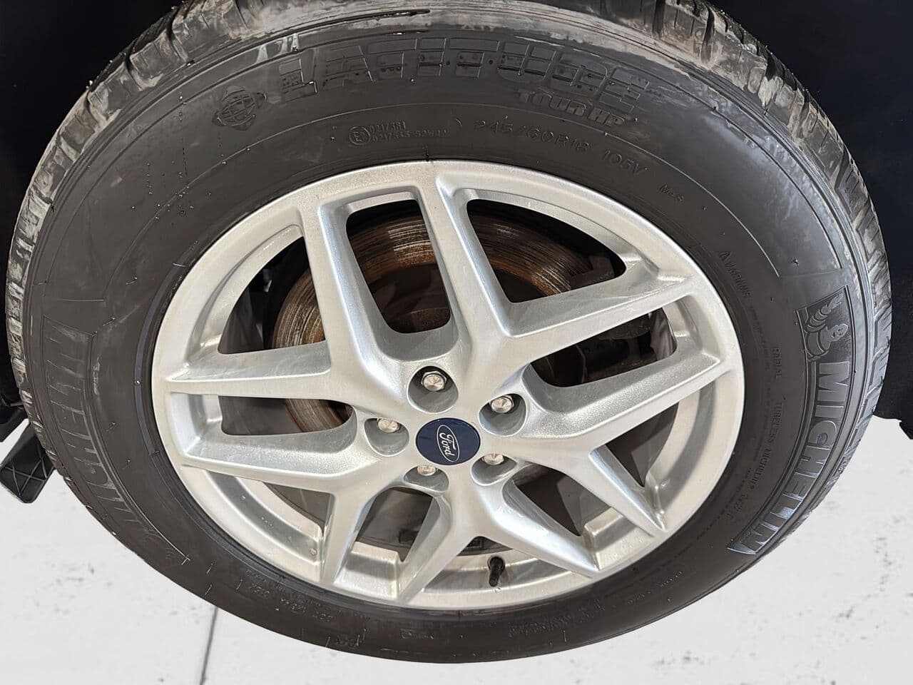 Ford Edge 2022 — photo 7