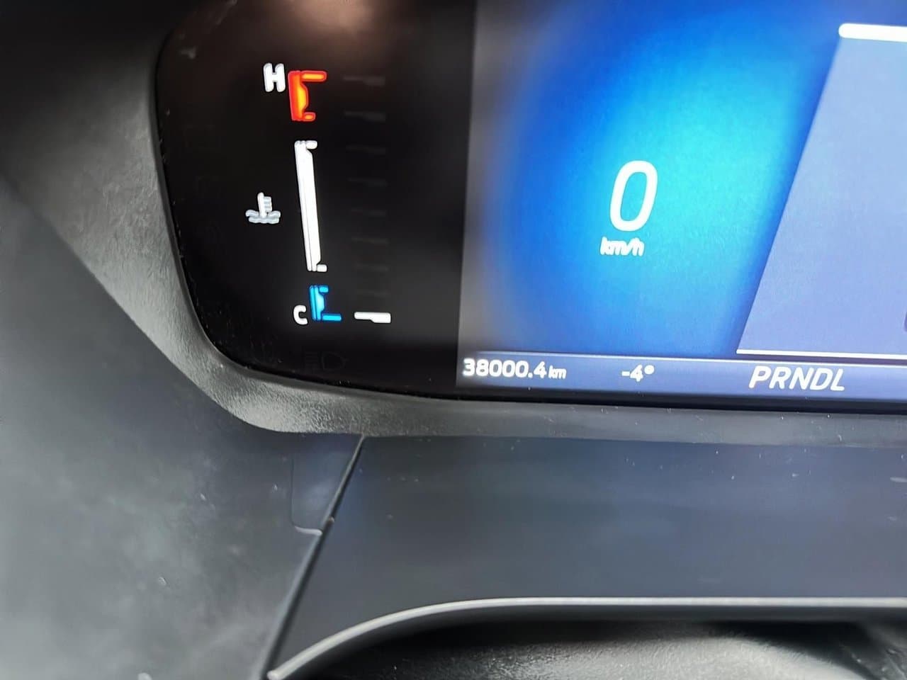 Ford Escape 2024 — photo 11