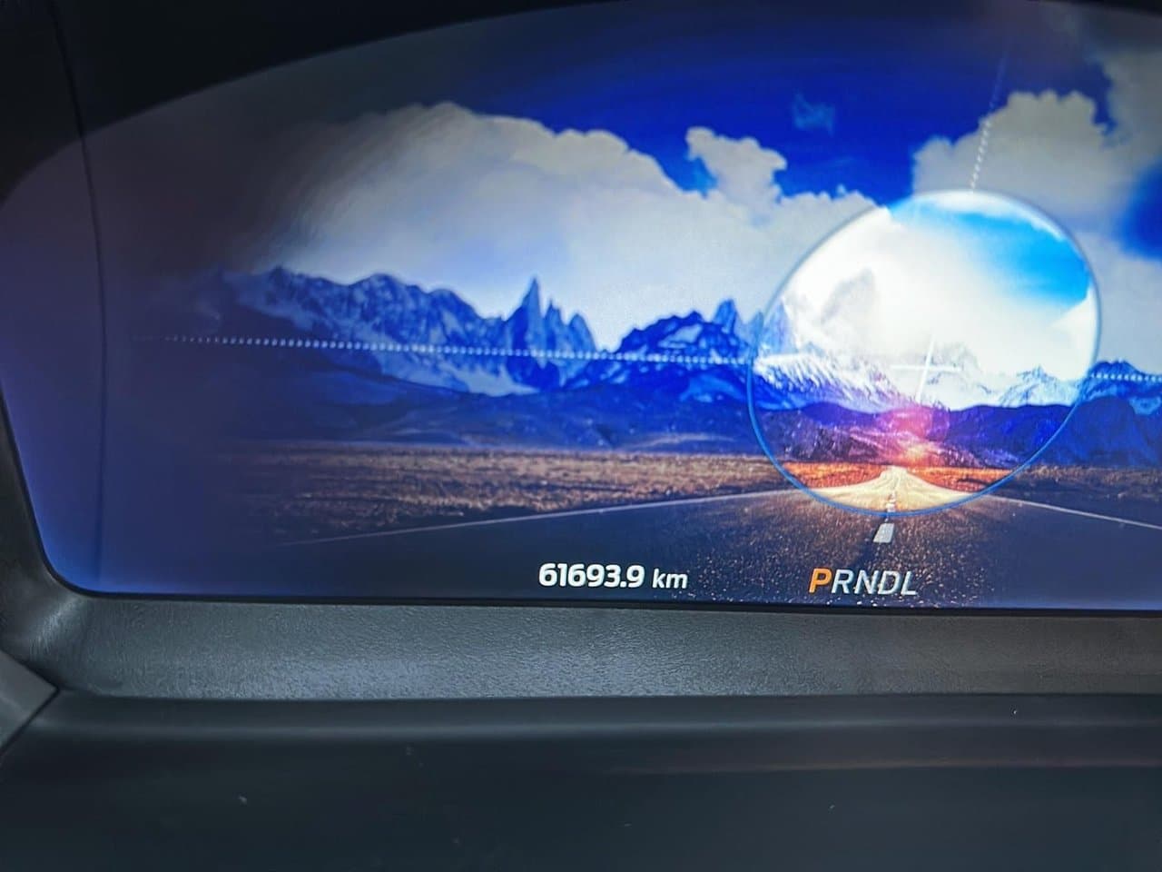 Ford Explorer 2023 — photo 10