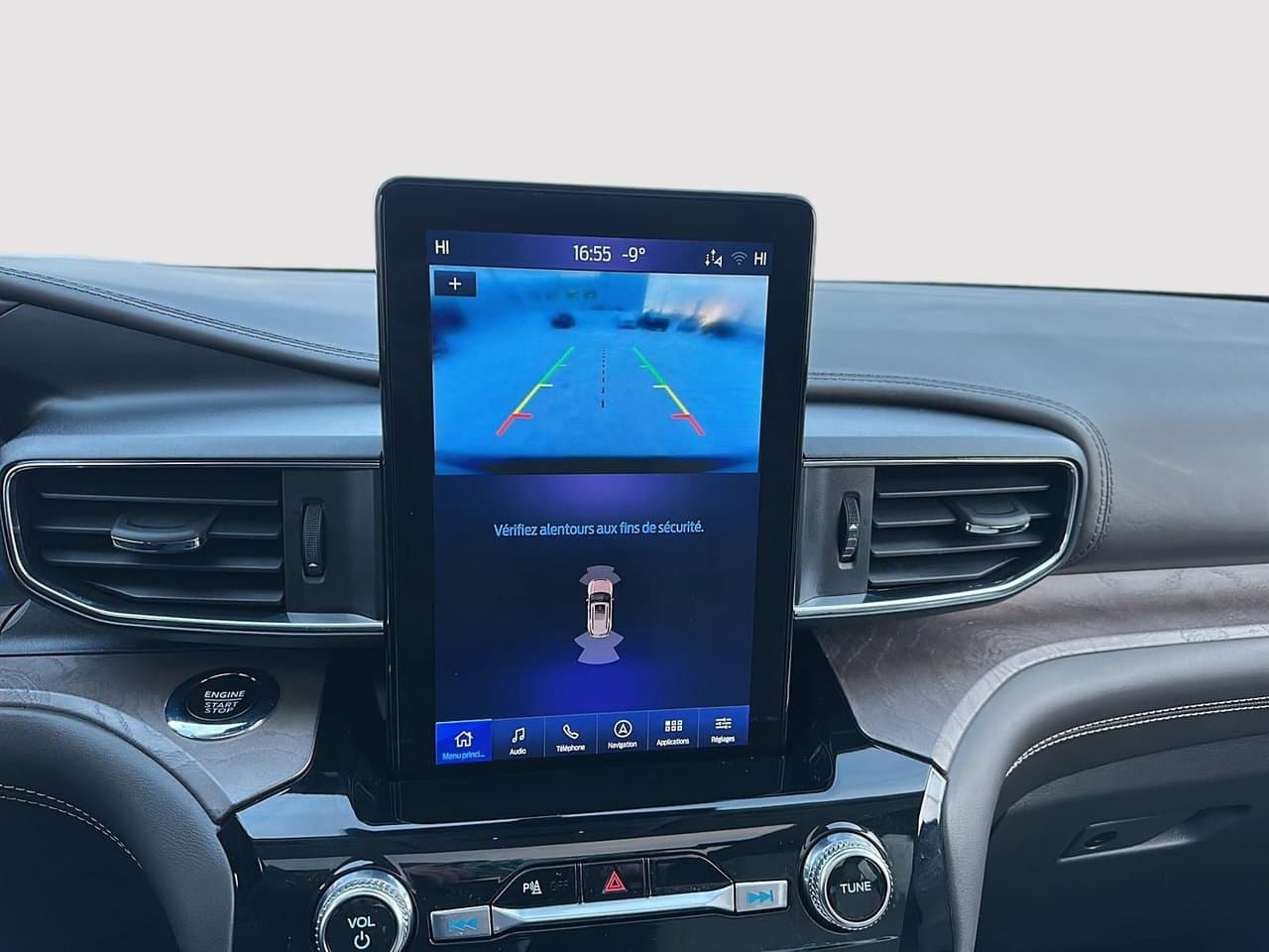 Ford Explorer 2023 — photo 14