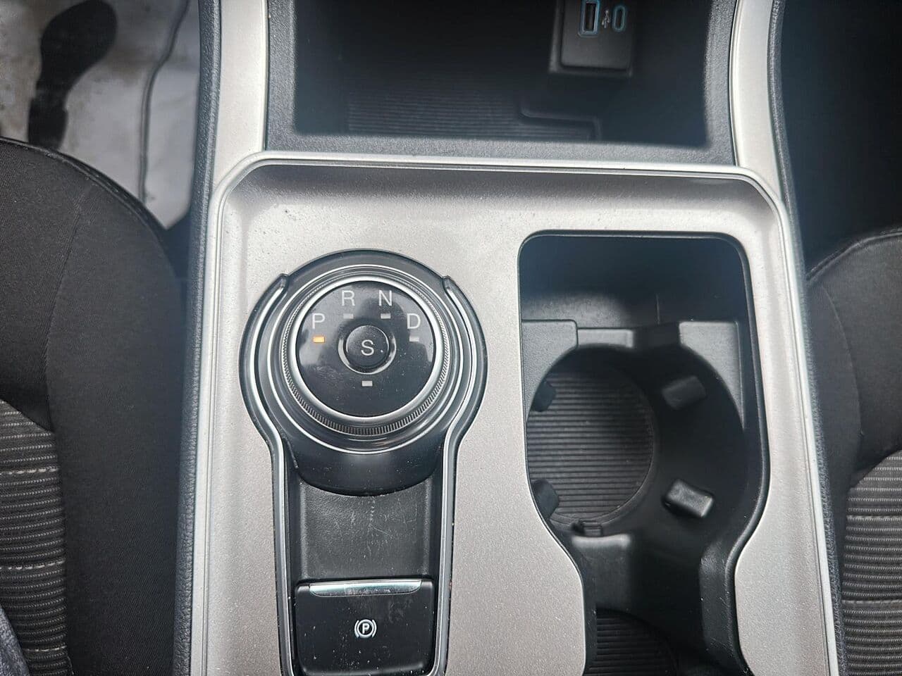 Ford Edge 2024 — photo 12