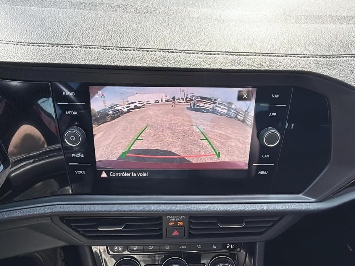 Volkswagen Jetta GLI 2023 — photo 18