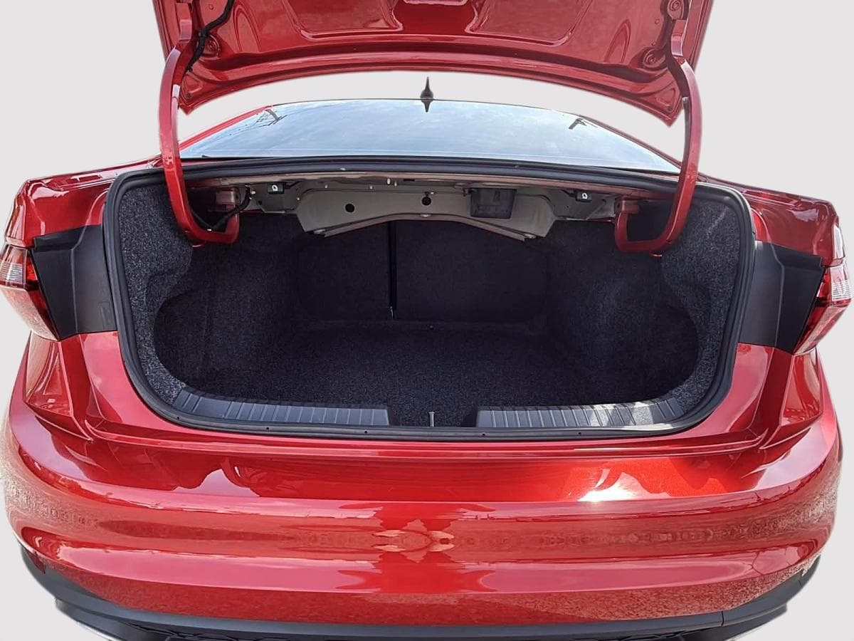 Volkswagen Jetta GLI 2023 — photo 7