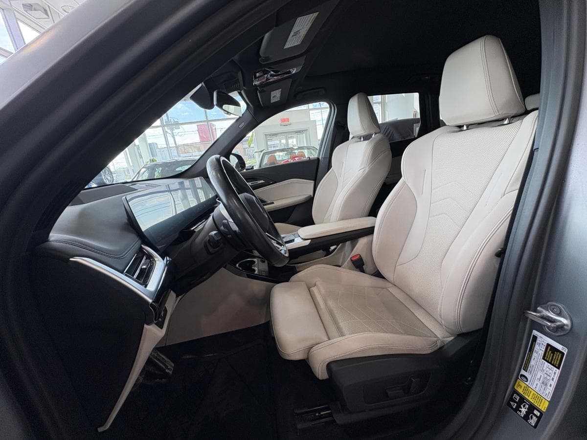 BMW X1 2023 — photo 12