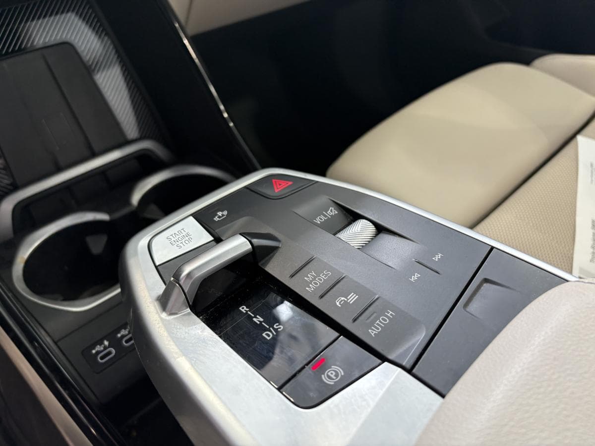 BMW X1 2023 — photo 13