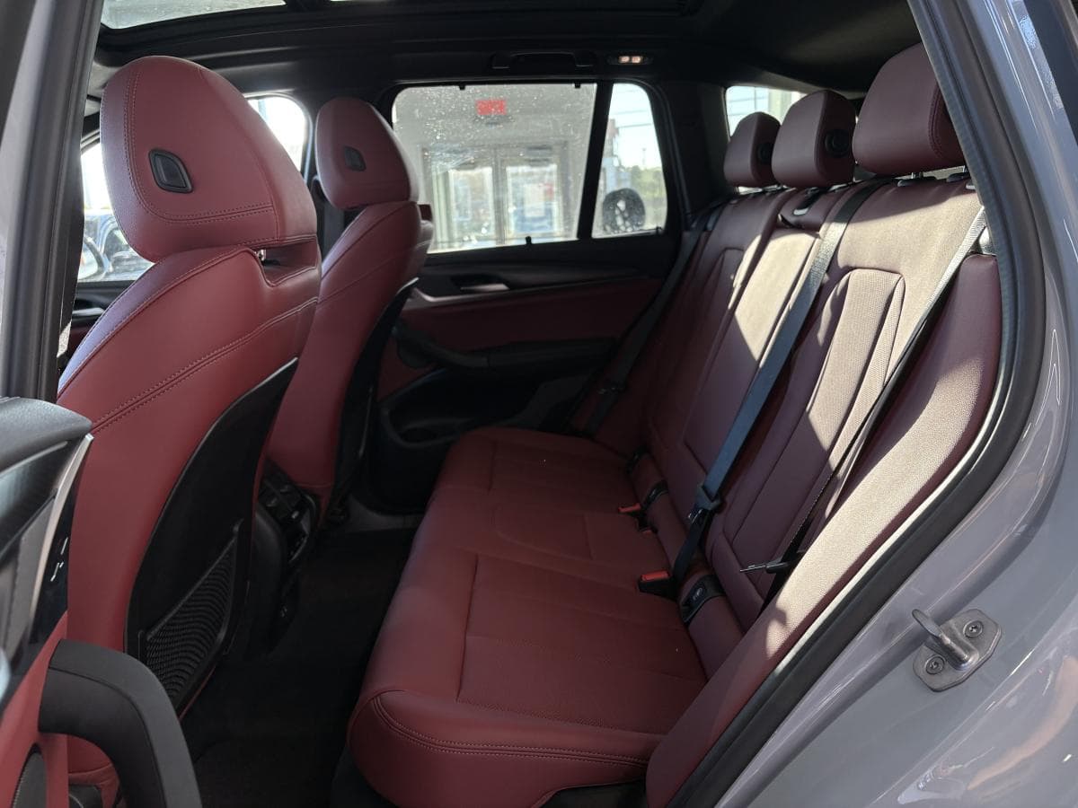 BMW X3 2022 — photo 9