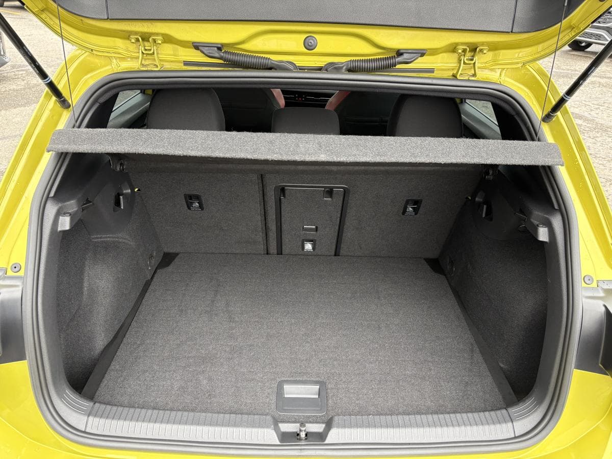Volkswagen Golf GTI 2023 — photo 12