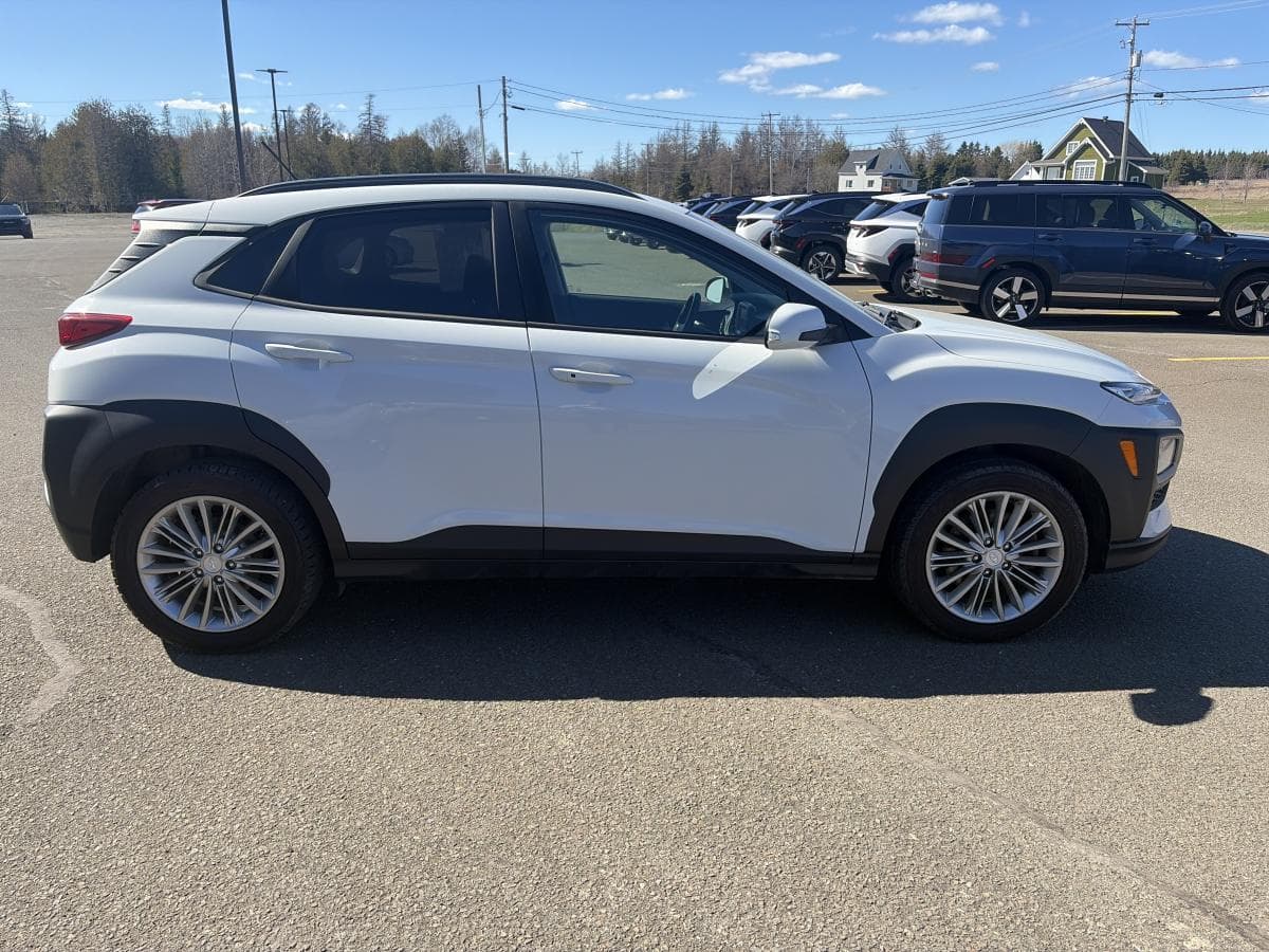 Hyundai Kona 2021 — photo 3