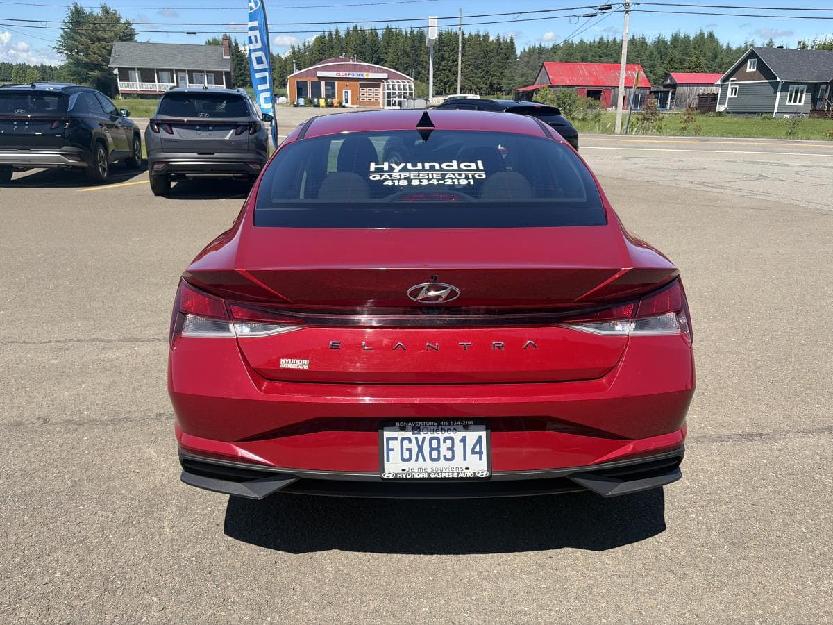 Hyundai Elantra 2022 — photo 4