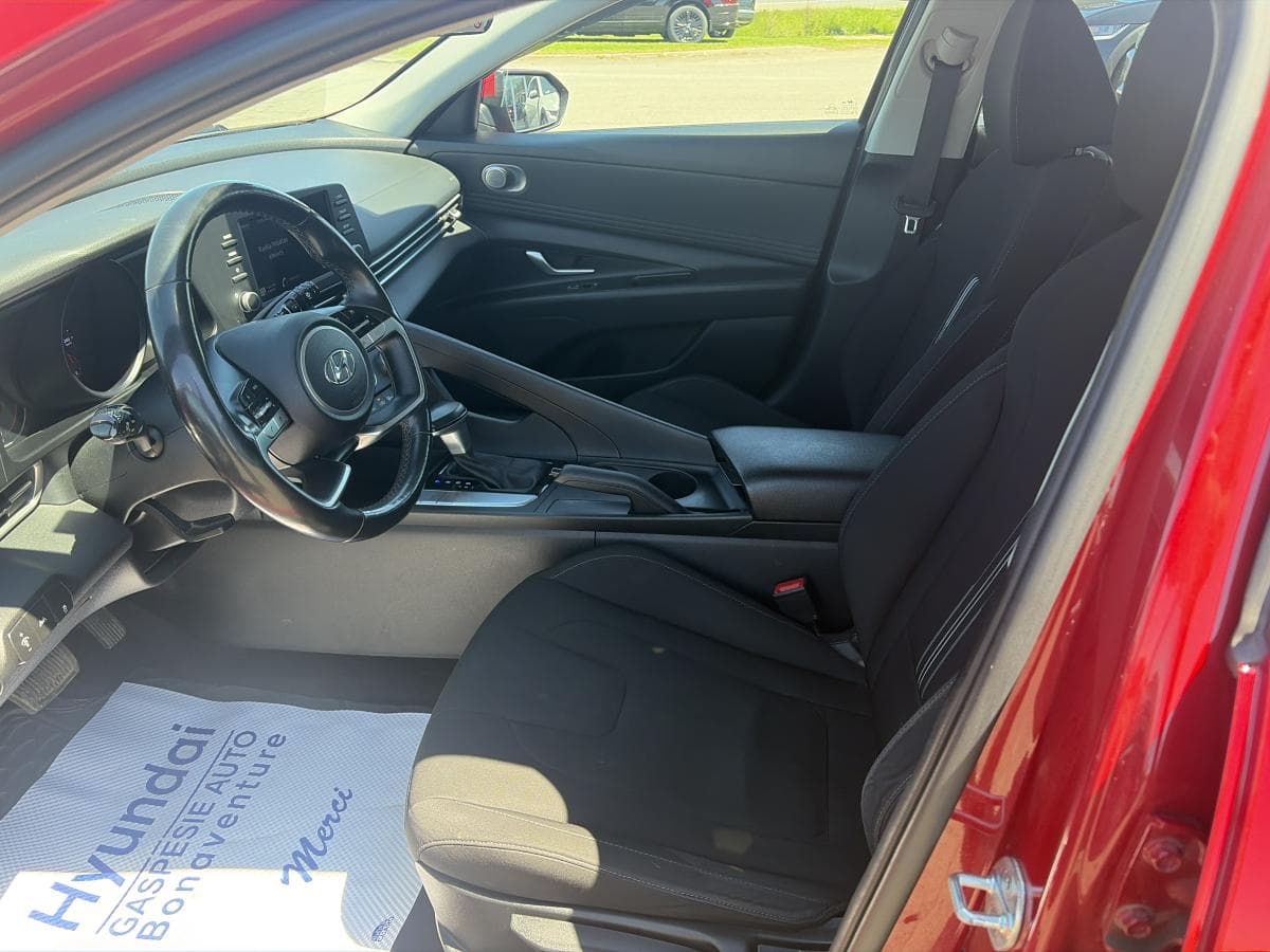 Hyundai Elantra 2022 — photo 6