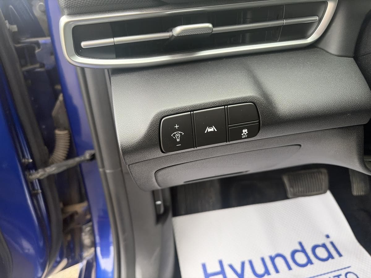 Hyundai Elantra 2022 — photo 9