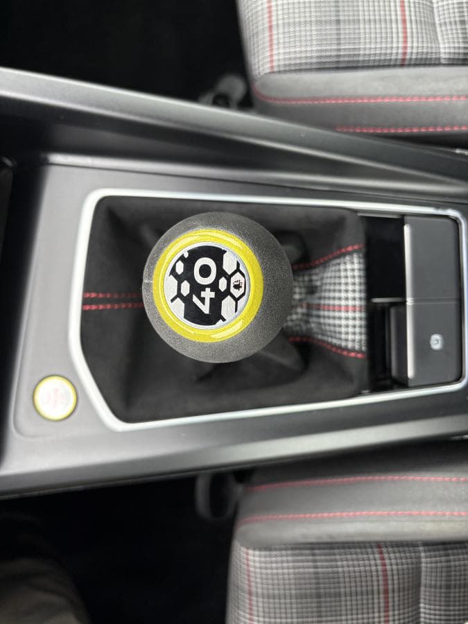 Volkswagen Golf GTI 2023 — photo 16