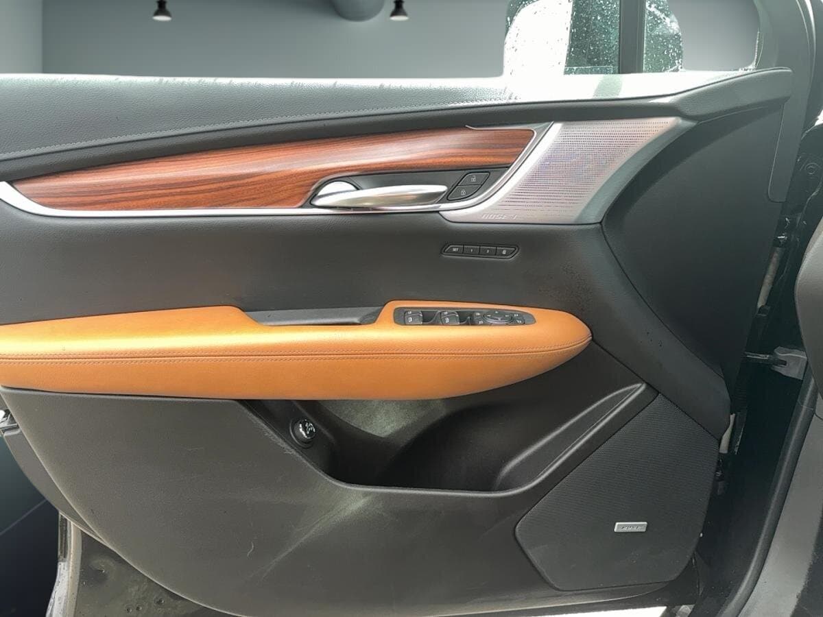 Cadillac XT5 2024 — photo 9