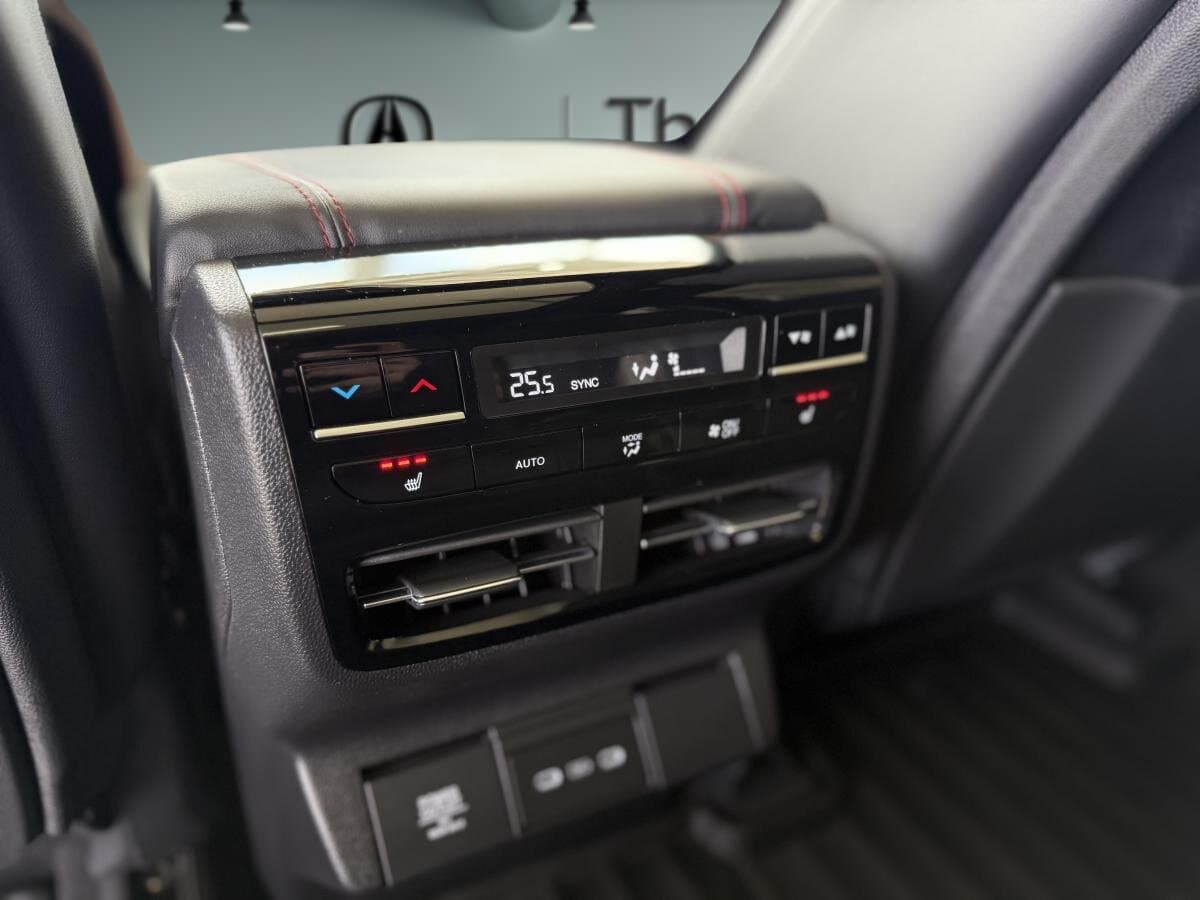 Acura MDX 2025 — photo 20