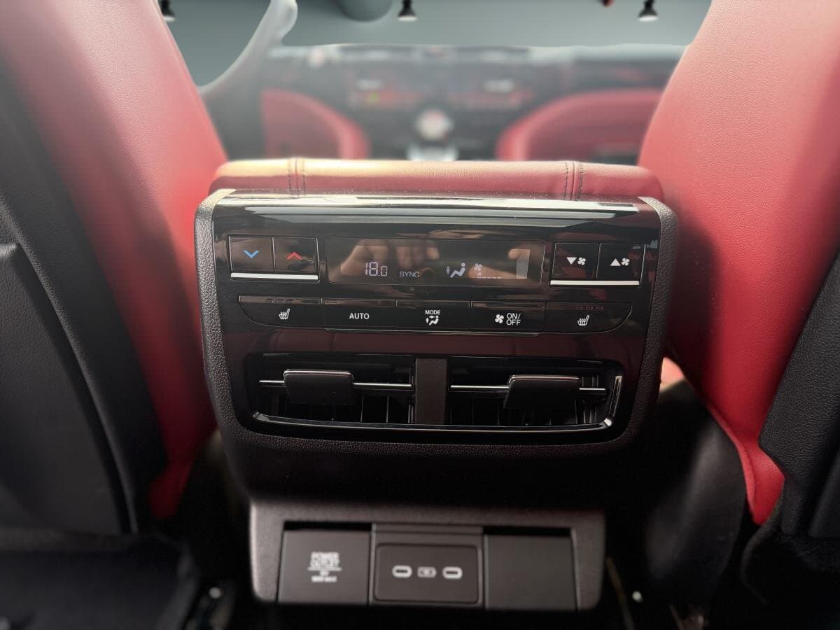 Acura MDX 2025 — photo 12