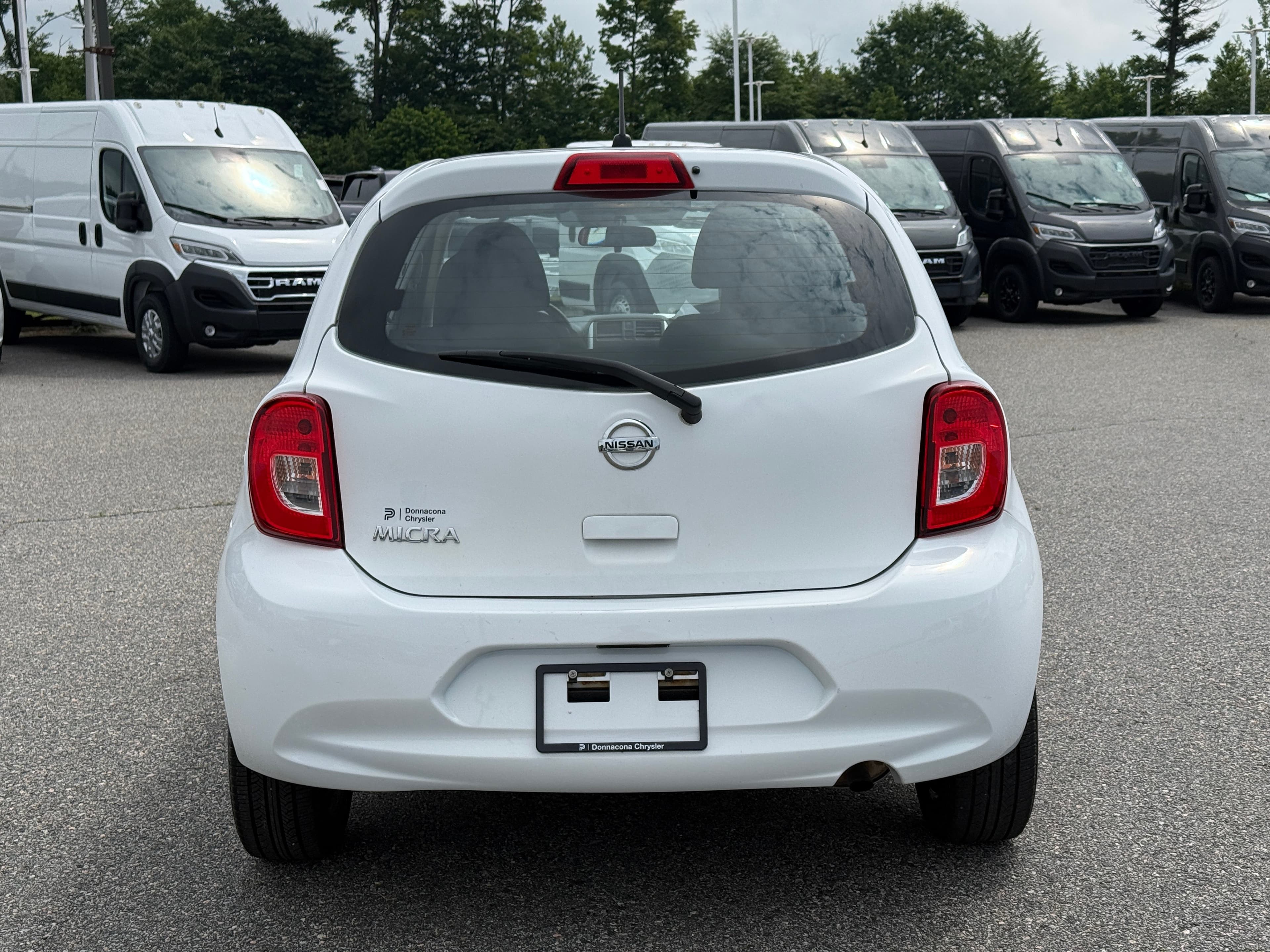 Nissan Micra 2018 — photo 4