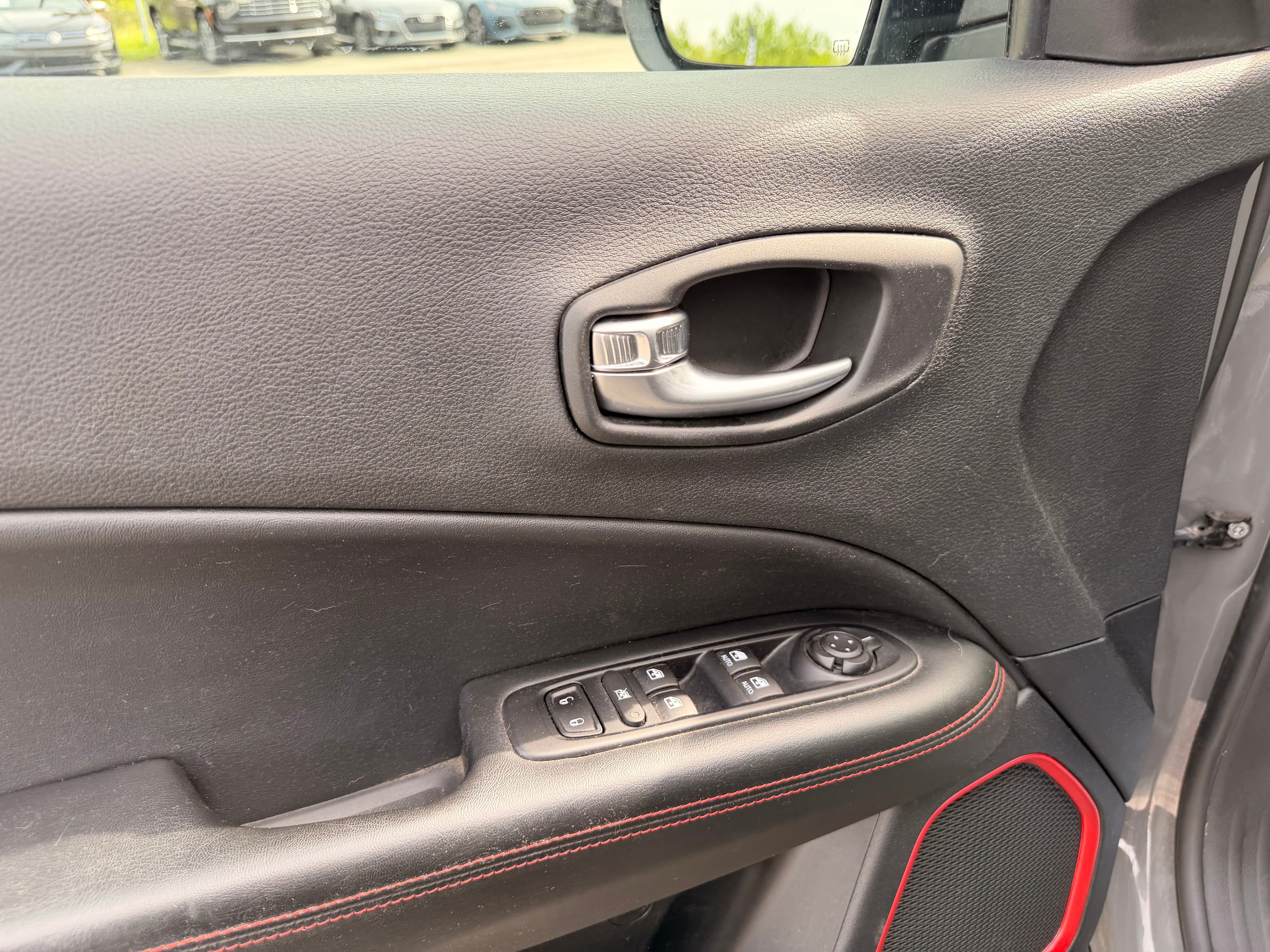 Jeep Compass 2020 — photo 12