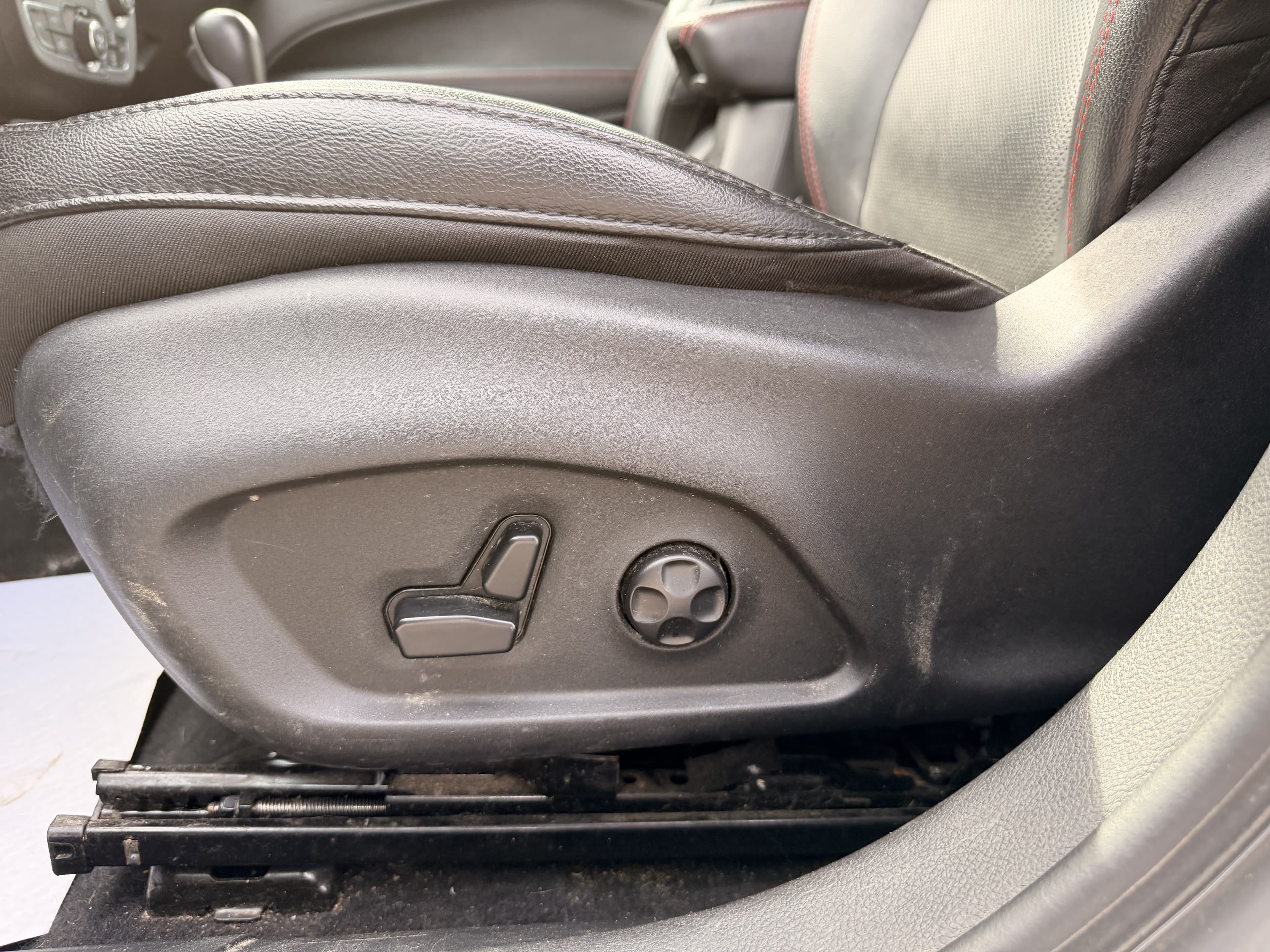 Jeep Compass 2020 — photo 15