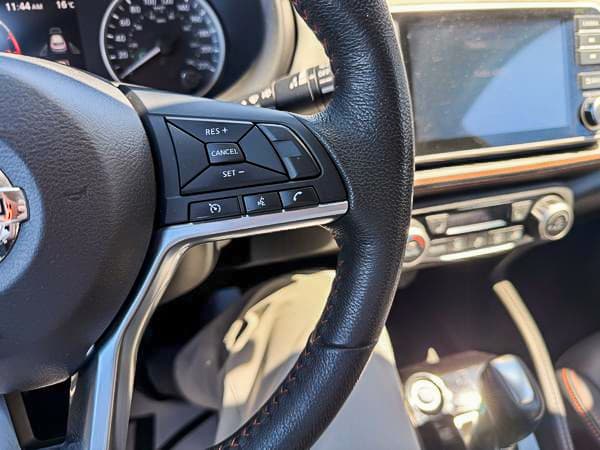 Nissan Kicks 2018 — photo 20
