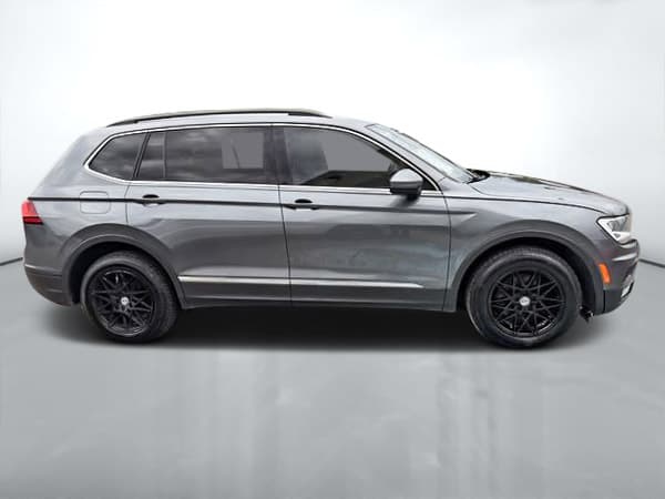 Volkswagen Tiguan 2020 — photo 8