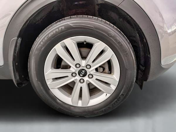 Kia Sportage 2018 — photo 9