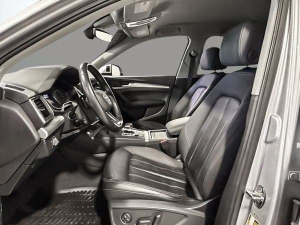 Audi Q5 2021 — photo 13