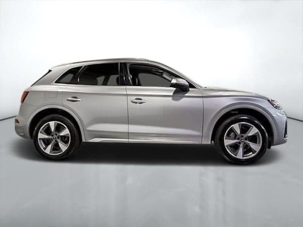 Audi Q5 2021 — photo 2