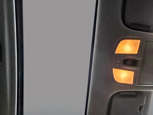 Hyundai Elantra 2017 — photo 19