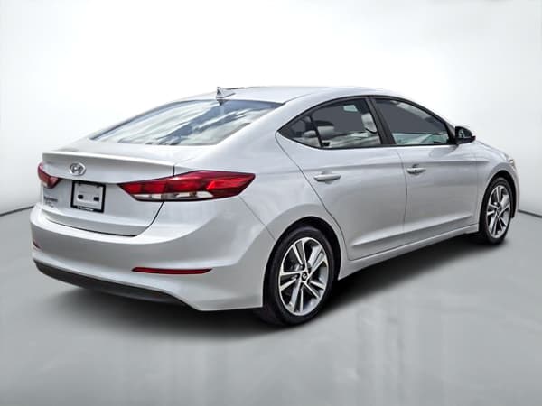 Hyundai Elantra 2017 — photo 4