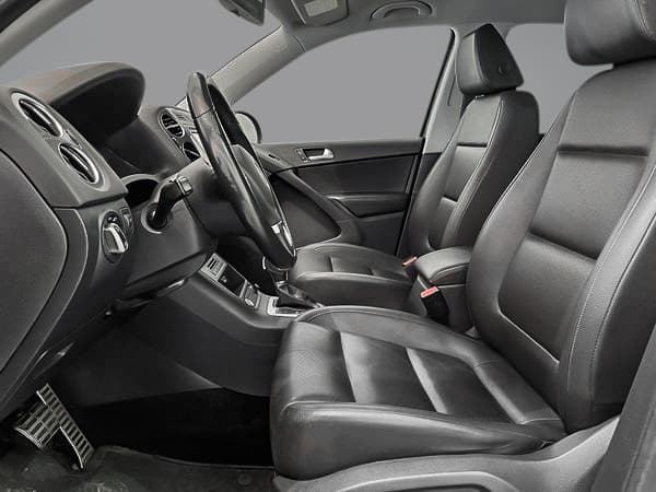 Volkswagen Tiguan 2017 — photo 11