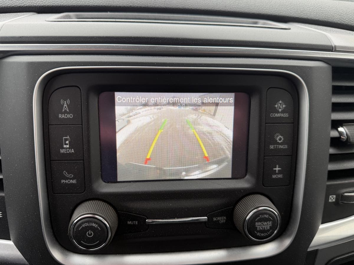 RAM 1500 Classic 2023 — photo 5