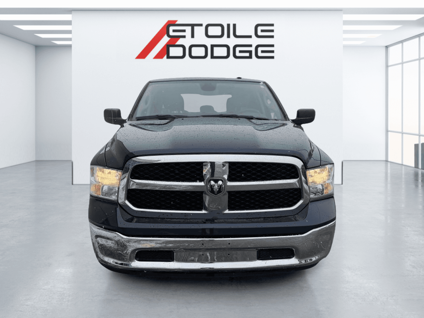 RAM 1500 Classic 2023 — photo 7