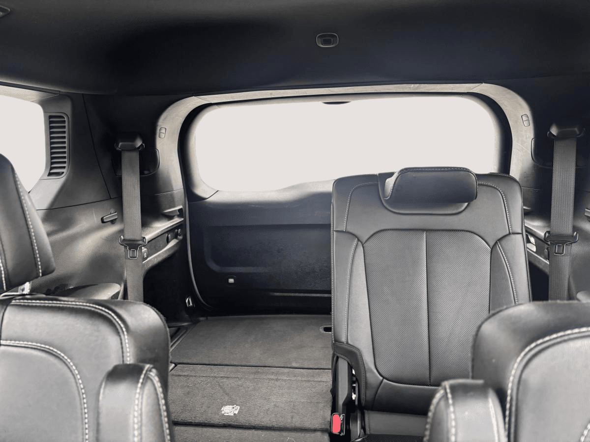Jeep Grand Cherokee L 2024 — photo 12
