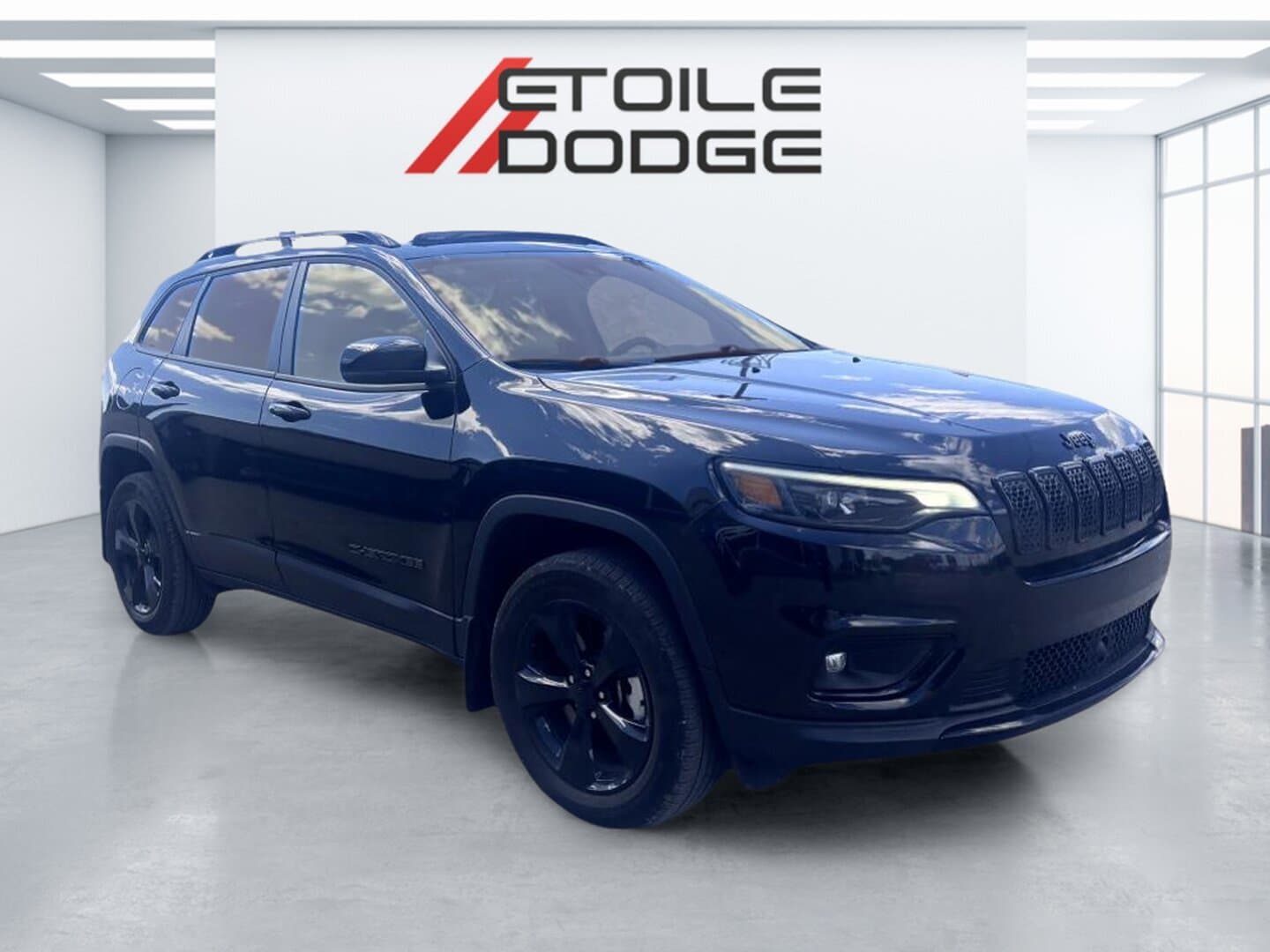 Jeep Cherokee 2023 — photo 4